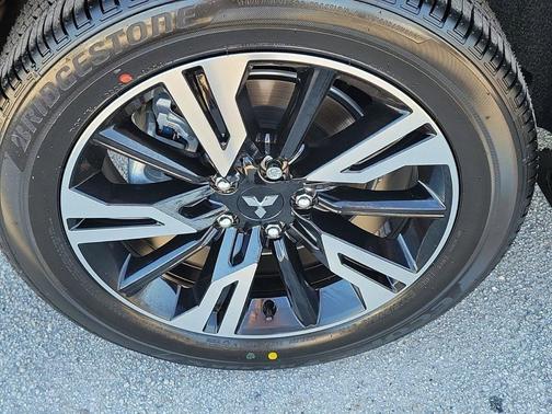 2025 Mitsubishi Eclipse Cross SE