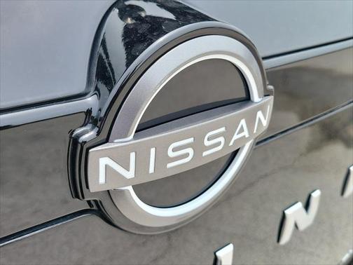 2024 Nissan Pathfinder Platinum 4WD