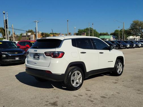 2023 Jeep Compass Sport