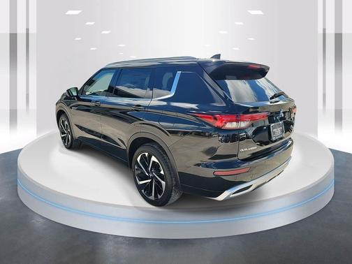 2025 Mitsubishi Outlander PHEV SEL