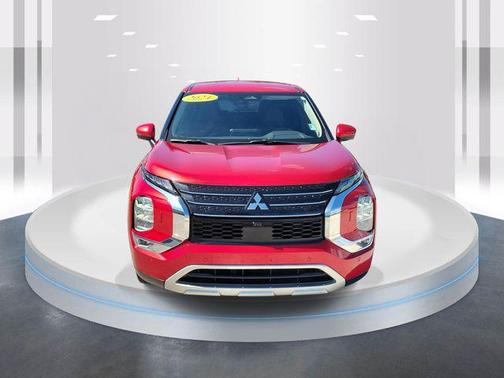 Red Diamond 2024 Mitsubishi Outlander SE S-AWC
