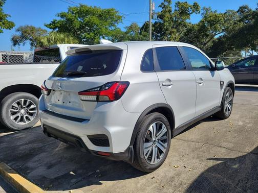 2025 Mitsubishi Outlander Sport 2.0 ES