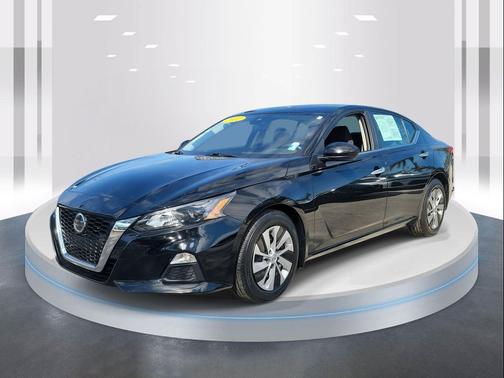 2022 Nissan Altima S FWD