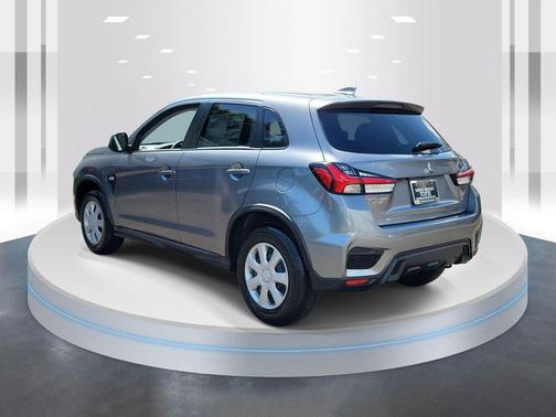 Mercury Gray Metallic 2026 Mitsubishi Outlander Sport 2.0 S