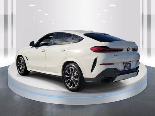 2021 BMW X6 sDrive40i