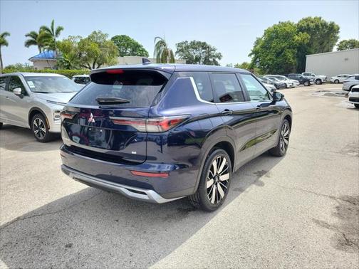 2025 Mitsubishi Outlander SE 2.5 2WD