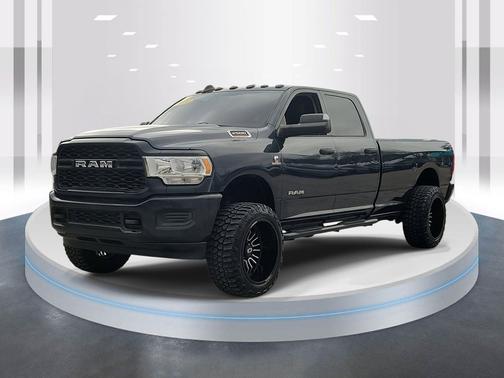 2020 RAM 2500 Tradesman Crew Cab 4X4 8' Box