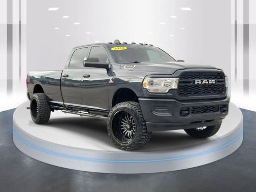 2020 RAM 2500 Tradesman Crew Cab 4X4 8' Box