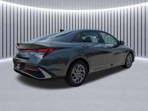 Amazon Gray 2024 Hyundai ELANTRA SEL