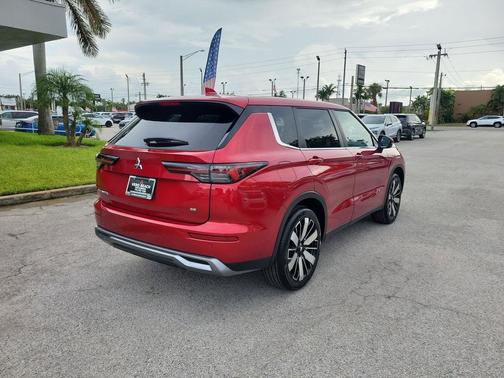 2025 Mitsubishi Outlander SE 2.5 2WD