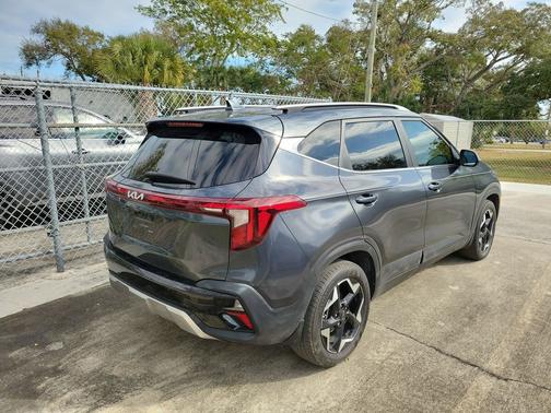 2025 Kia Seltos EX