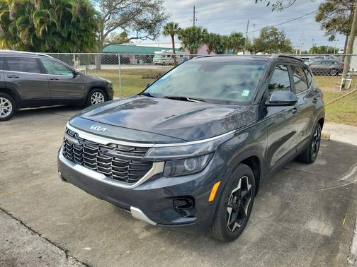 2025 Kia Seltos EX