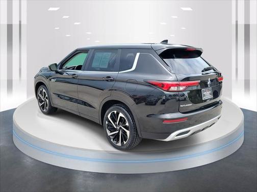 2023 Mitsubishi Outlander PHEV SE S-AWC