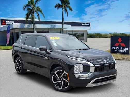 2023 Mitsubishi Outlander PHEV SE S-AWC