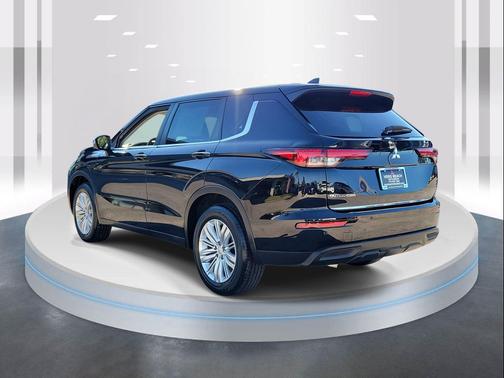 2022 Mitsubishi Outlander ES 2.5 2WD