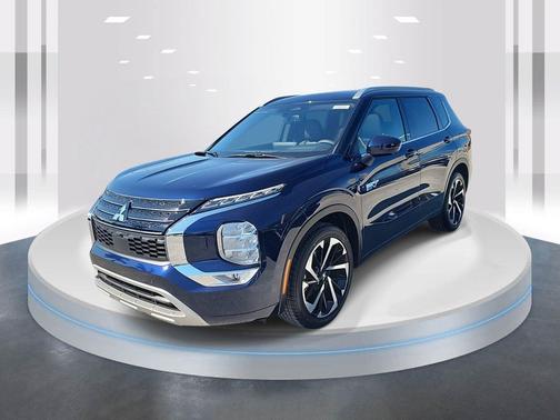 2025 Mitsubishi Outlander PHEV SEL