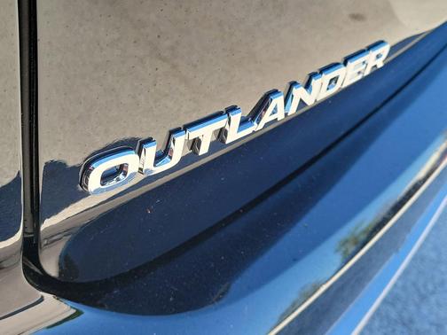 2025 Mitsubishi Outlander SE 2.5 2WD