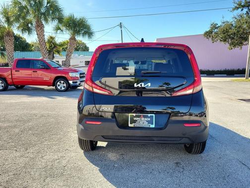 2022 Kia Soul LX