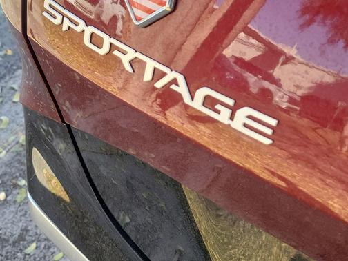 2024 Kia Sportage SX