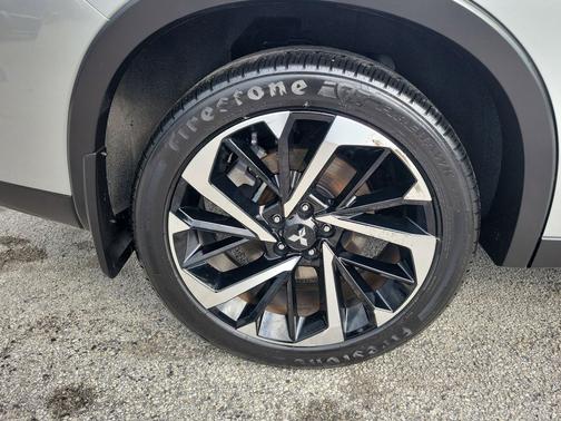 2024 Mitsubishi Outlander SE 2.5 2WD