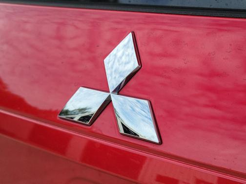 2019 Mitsubishi Eclipse Cross LE