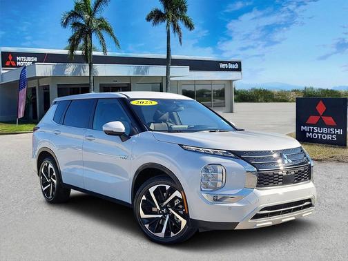 2025 Mitsubishi Outlander PHEV SE S-AWC