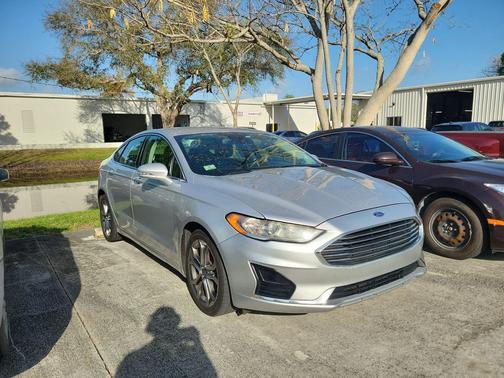 2019 Ford Fusion SEL
