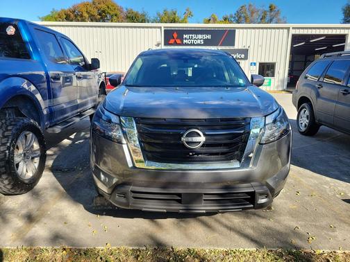 2022 Nissan Pathfinder SV 2WD