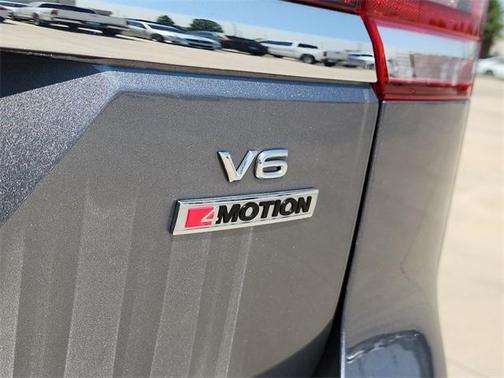 2019 Volkswagen Atlas 3.6L SEL Premium