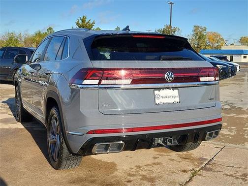 2024 Volkswagen Atlas Cross Sport 2.0T SEL R-Line