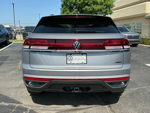 Silver Mist Metallic 2026 Volkswagen Atlas Cross Sport 2.0T SE W/TECHNOLOGY