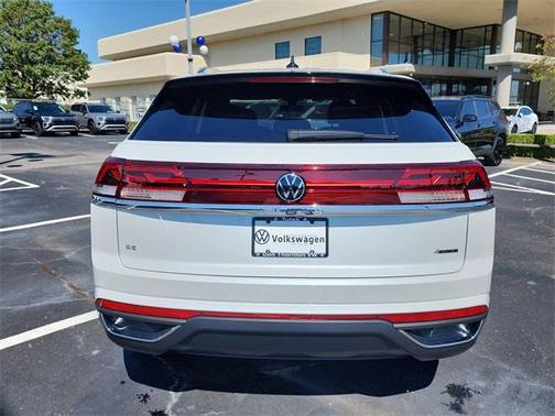 2026 Volkswagen Atlas Cross Sport 2.0T SE