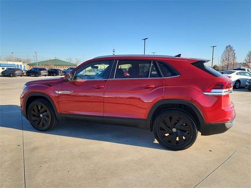 2024 Volkswagen Atlas Cross Sport 2.0T SE w/Technology