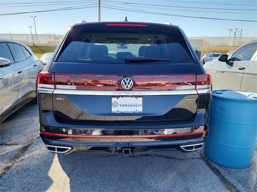 2025 Volkswagen Atlas 2.0T SEL Premium R-Line