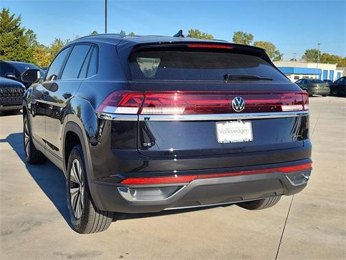 2026 Volkswagen Atlas Cross Sport 2.0T SE