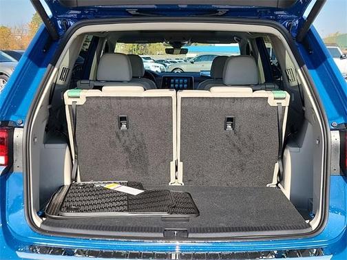 2025 Volkswagen Atlas 2.0T SE