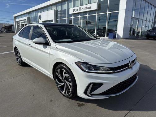 Opal White Pearl 2026 Volkswagen Jetta 1.5T SEL
