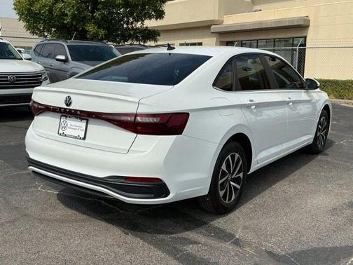 Pure White 2027 Volkswagen Jetta 1.5T S