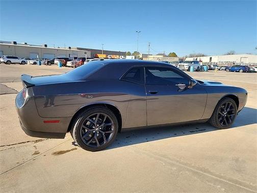 2021 Dodge Challenger SXT