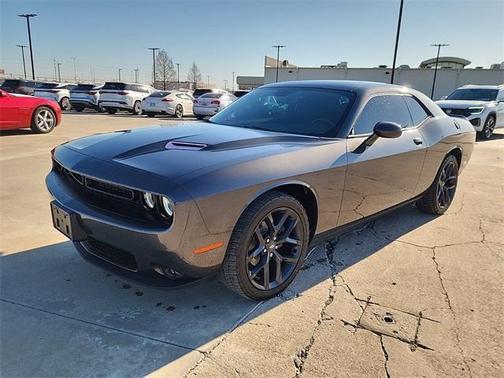 2021 Dodge Challenger SXT