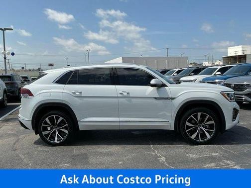 Opal White Pearl 2026 Volkswagen Atlas Cross Sport 2.0T SEL Premium R-Line