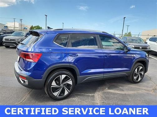 2024 Volkswagen Taos 1.5T SE
