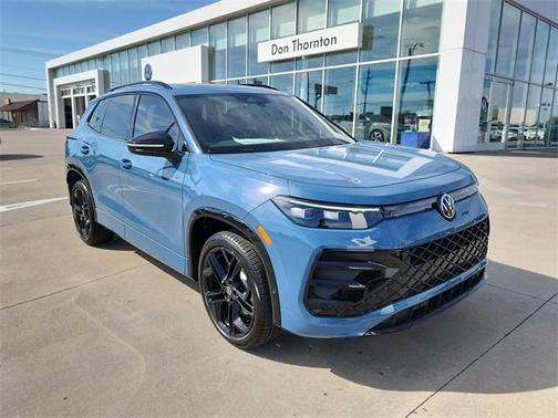 2025 Volkswagen Tiguan 2.0T SE R-Line Black