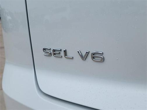 2022 Volkswagen Atlas Cross Sport 3.6L V6 SEL Premium R-Line