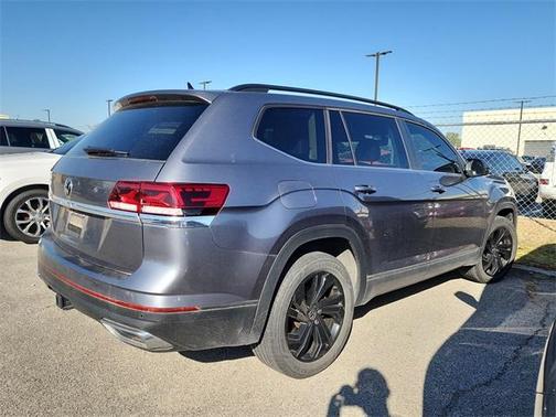 2023 Volkswagen Atlas 3.6L SE w/Technology