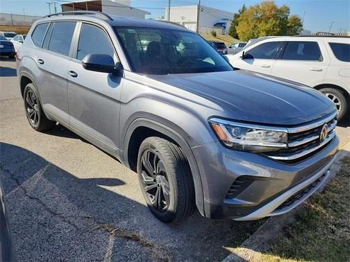2023 Volkswagen Atlas 3.6L SE w/Technology
