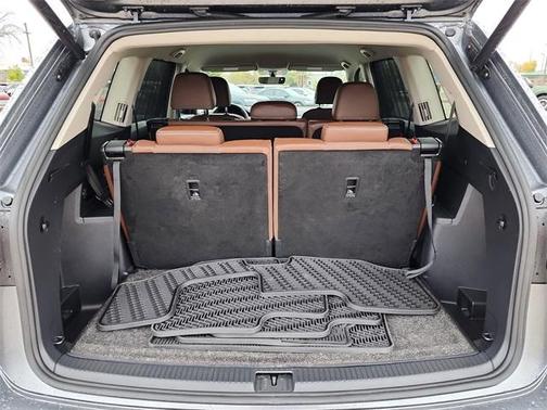 2023 Volkswagen Atlas 3.6L SE w/Technology