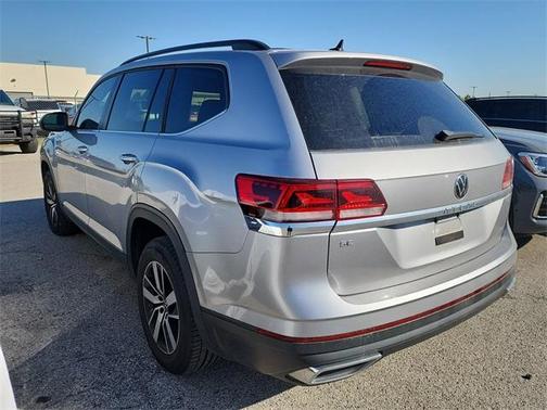 2024 Volkswagen Atlas 2.0T SE