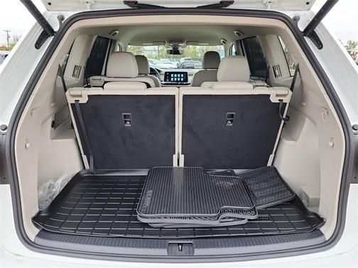 2024 Volkswagen Atlas 2.0T SE