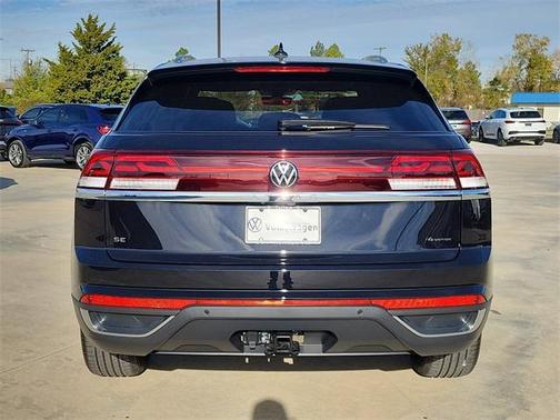 2026 Volkswagen Atlas Cross Sport 2.0T SE